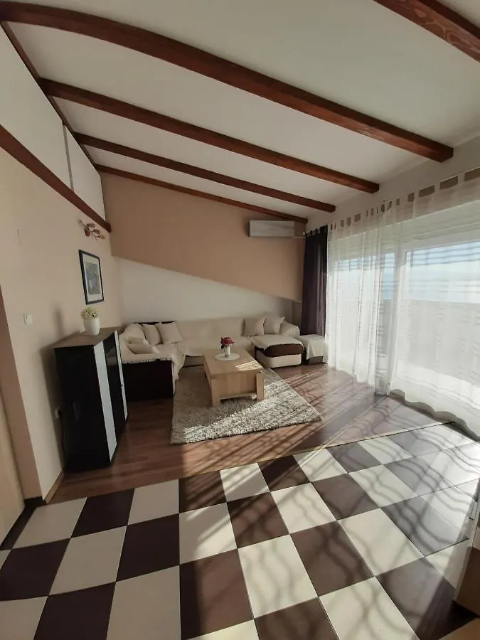 דראמליי Apartment Franka